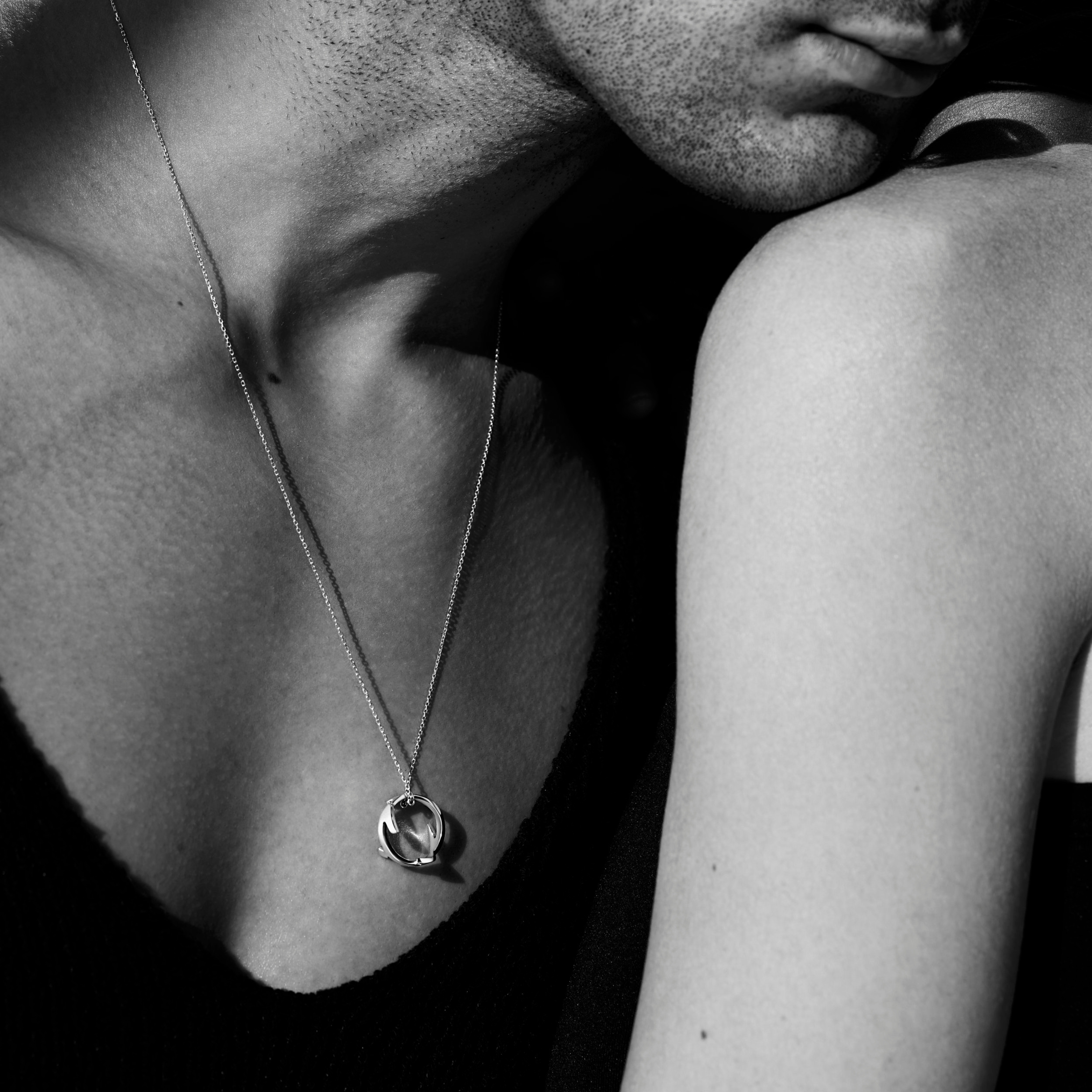 HOBBI - 18K Gold "Love" Necklace