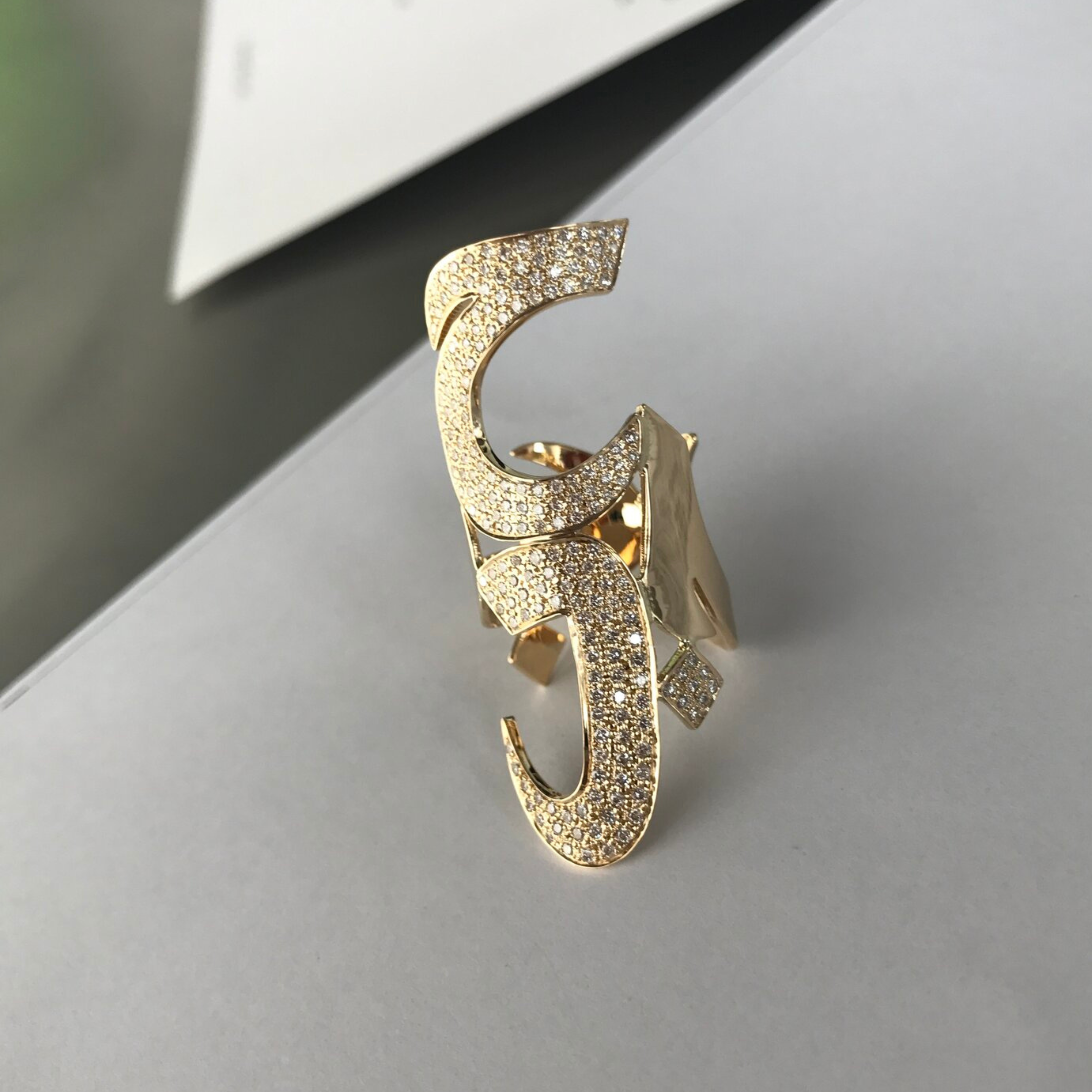 OULA — 18K Gold & Diamond "Love" Ring