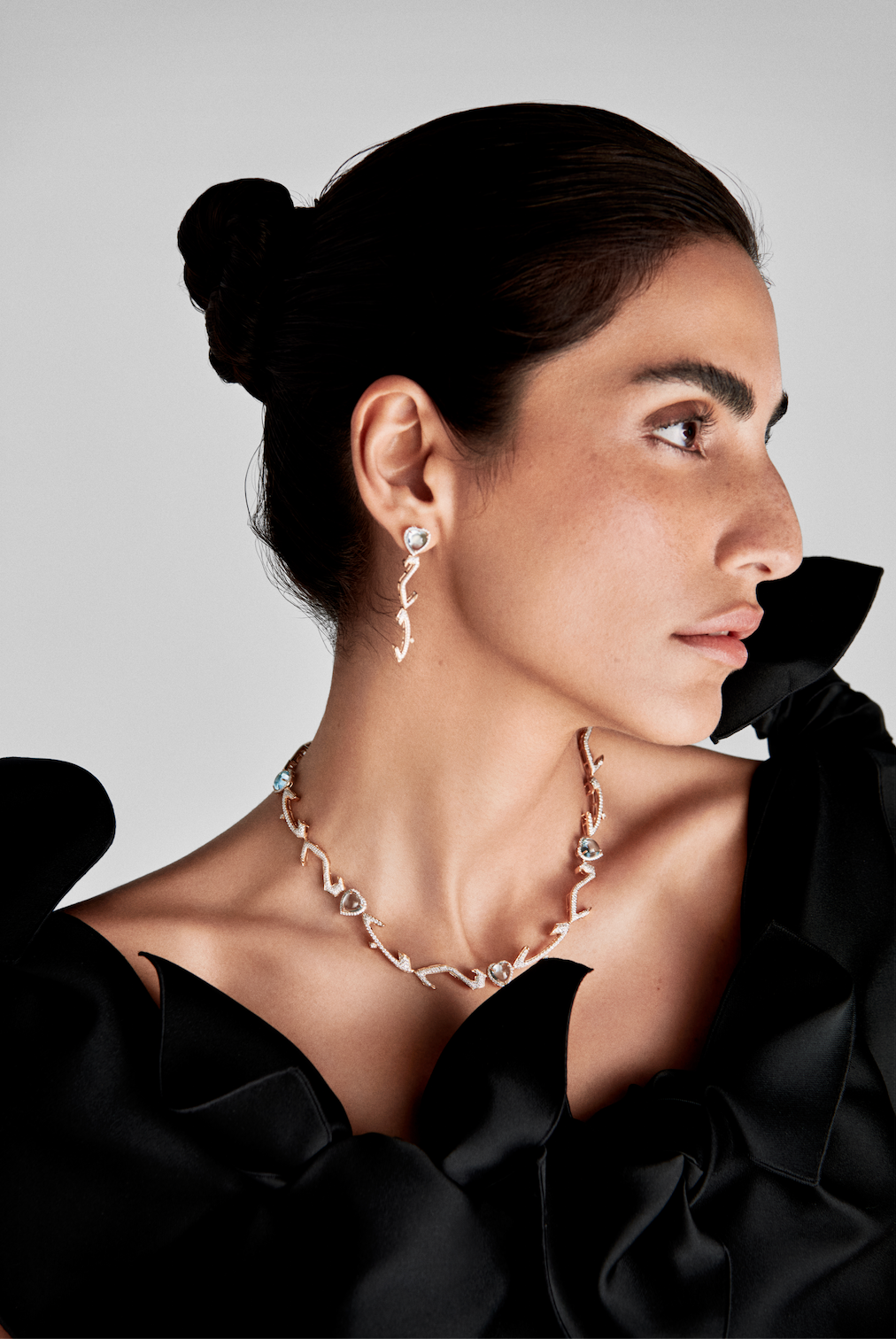 TAIM - 18K Gold, Diamond & Blue Topaz "Love" Choker